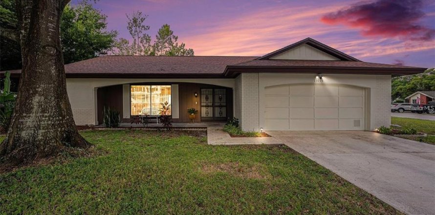 Casa en Hudson, Florida 2 dormitorios, 141.12 m2 № 2114745
