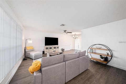 Casa en alquiler en Hudson, Florida, 2 dormitorios, 141.12 m2 № 2114745 - foto 9