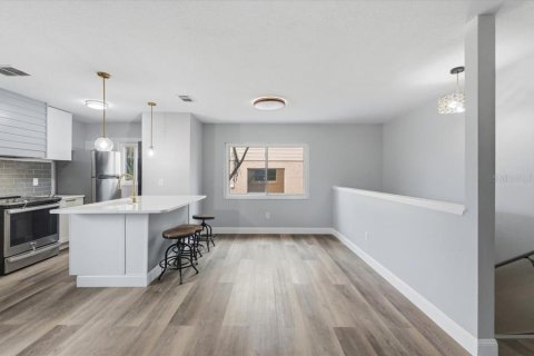 Copropriété à vendre à Winter Haven, Floride: 2 chambres, 79.06 m2 № 2211165 - photo 11
