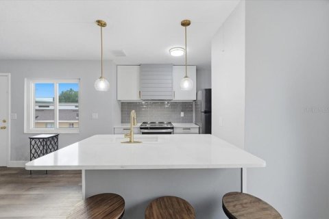 Copropriété à vendre à Winter Haven, Floride: 2 chambres, 79.06 m2 № 2211165 - photo 5