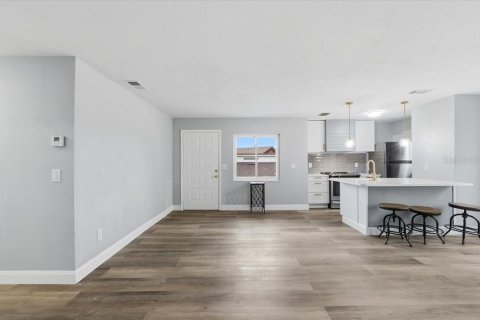 Copropriété à vendre à Winter Haven, Floride: 2 chambres, 79.06 m2 № 2211165 - photo 9
