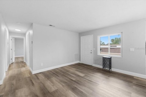 Copropriété à vendre à Winter Haven, Floride: 2 chambres, 79.06 m2 № 2211165 - photo 8