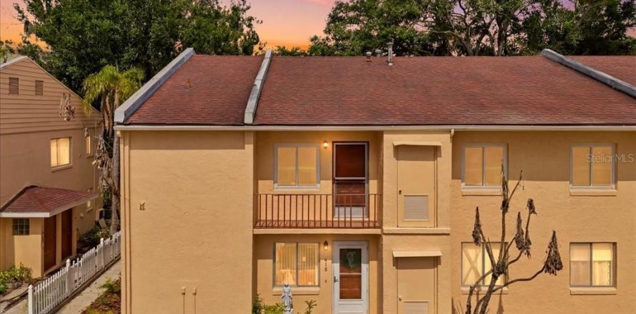 Condo à Winter Haven, Floride, 2 chambres № 2211165