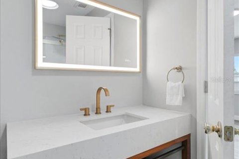Copropriété à vendre à Winter Haven, Floride: 2 chambres, 79.06 m2 № 2211165 - photo 23