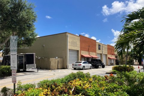 Immobilier commercial à Miami, Floride № 2037609
