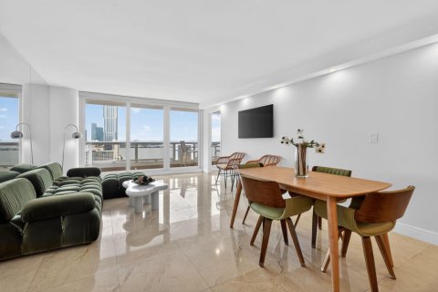 Купить кондоминиум в Майами, Флорида 3 комнаты, 136.01м2, № 2089607 - фото 5
