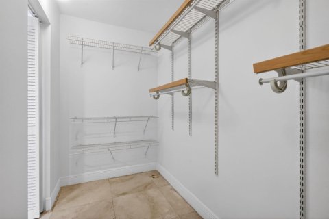 Купить кондоминиум в Майами, Флорида 3 комнаты, 136.01м2, № 2089607 - фото 29