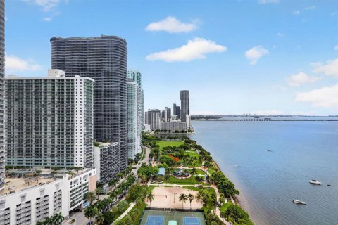 Купить кондоминиум в Майами, Флорида 3 комнаты, 136.01м2, № 2089607 - фото 2