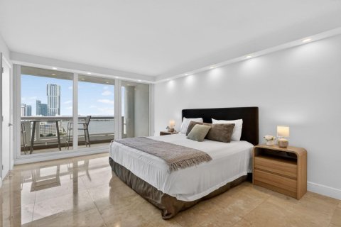 Купить кондоминиум в Майами, Флорида 3 комнаты, 136.01м2, № 2089607 - фото 23
