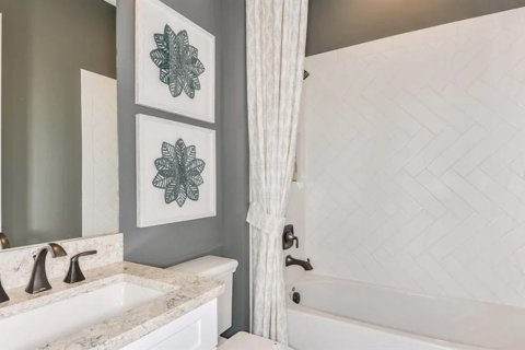 House in Sarasota, Florida 3 bedrooms, 211.35 sq.m. № 1906650 - photo 7
