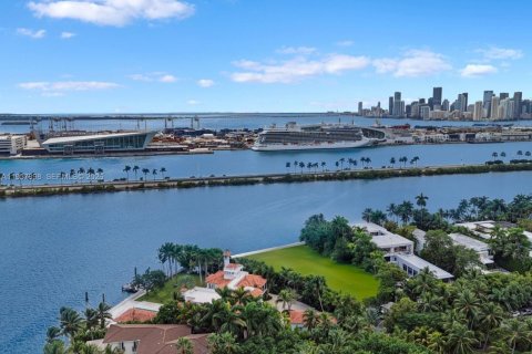 Casa en venta en Miami Beach, Florida, 6 dormitorios, 855.54 m2 № 2019852 - foto 7