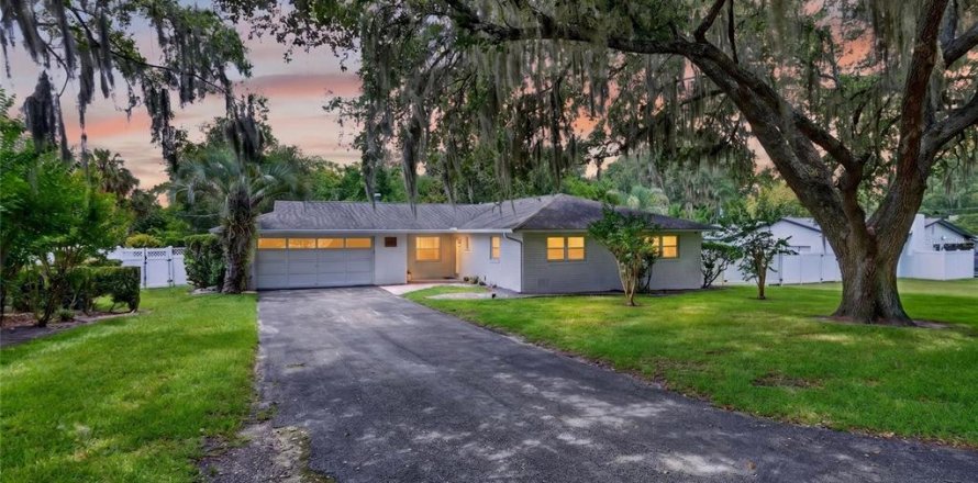Casa en Ocala, Florida 3 dormitorios, 158.03 m2 № 2232485