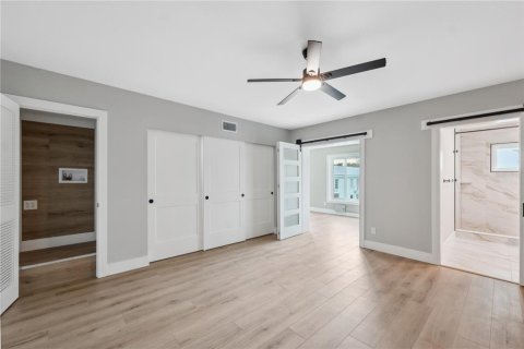 Condominio en venta en Clearwater, Florida, 2 dormitorios, 130.06 m2 № 2207854 - foto 18