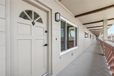 Condominio en venta en Clearwater, Florida, 2 dormitorios, 130.06 m2 № 2207854 - foto 2