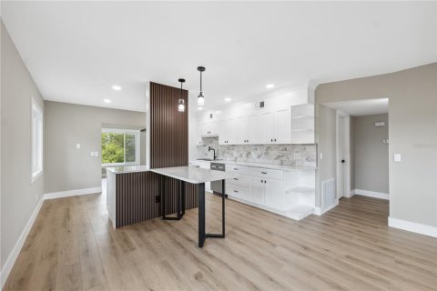 Condominio en venta en Clearwater, Florida, 2 dormitorios, 130.06 m2 № 2207854 - foto 6