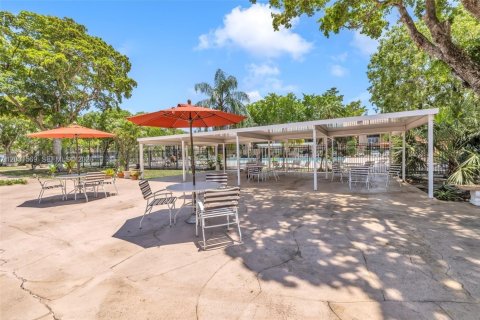 Villa ou maison à vendre à North Lauderdale, Floride: 2 chambres, 89.37 m2 № 2077432 - photo 14