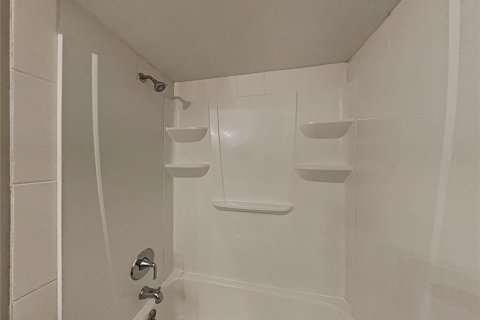 Villa ou maison à vendre à Orlando, Floride: 3 chambres, 127 m2 № 2107909 - photo 21