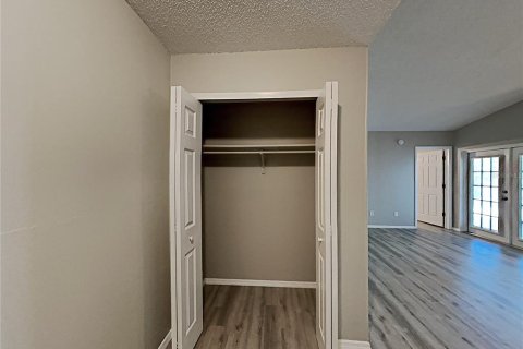Villa ou maison à vendre à Orlando, Floride: 3 chambres, 127 m2 № 2107909 - photo 16