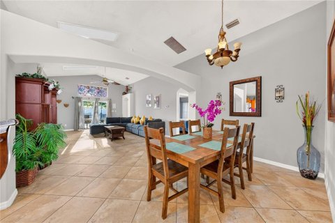 Villa ou maison à vendre à Clermont, Floride: 5 chambres, 210.42 m2 № 2389081 - photo 28