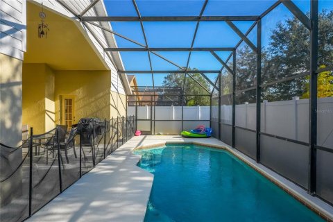 Villa ou maison à vendre à Clermont, Floride: 5 chambres, 210.42 m2 № 2389081 - photo 2