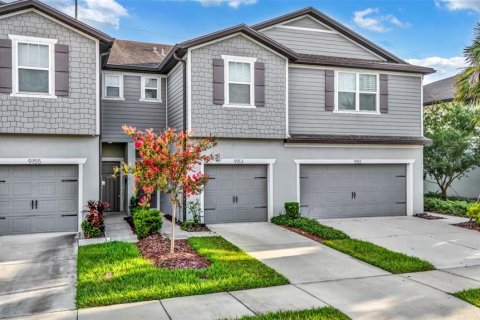 Adosado en alquiler en Riverview, Florida, 2 dormitorios, 147.53 m2 № 1914040 - foto 1