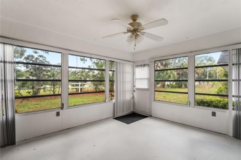 House in Sarasota, Florida 2 bedrooms, 127.46 sq.m. № 2156642 - photo 13