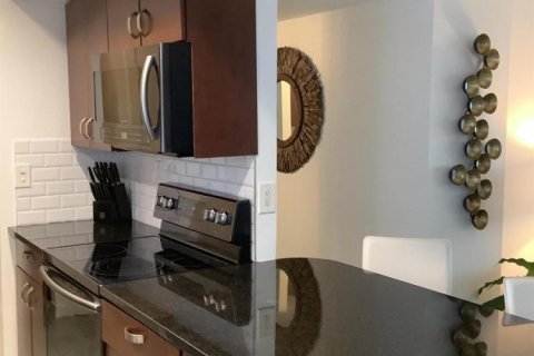 Купить кондоминиум в Помпано-Бич, Флорида 3 комнаты, 112.41м2, № 2185517 - фото 26