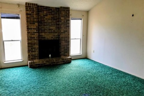 House in Lakeland, Florida 3 bedrooms, 132.29 sq.m. № 1902418 - photo 2