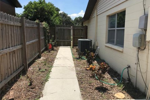 House in Lakeland, Florida 3 bedrooms, 132.29 sq.m. № 1902418 - photo 23