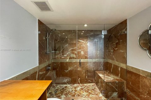 Condominio en venta en Miami Beach, Florida, 2 dormitorios, 95.69 m2 № 1856915 - foto 22