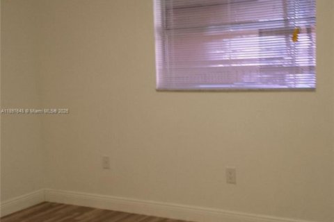 Copropriété à vendre à North Miami, Floride: 2 chambres, 79.9 m2 № 2089191 - photo 7