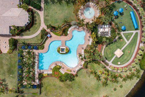 Casa en venta en Wellington, Florida, 5 dormitorios, 368.17 m2 № 1142291 - foto 1
