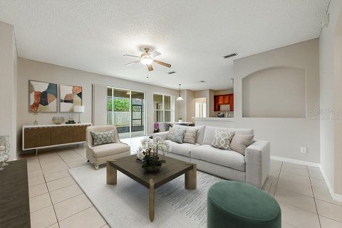 House in Orlando, Florida 4 bedrooms, 227.42 sq.m. № 1720699 - photo 4