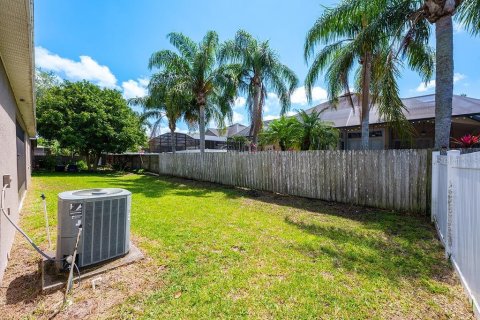 House in Orlando, Florida 4 bedrooms, 227.42 sq.m. № 1720699 - photo 20