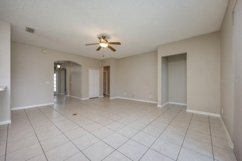 House in Orlando, Florida 4 bedrooms, 227.42 sq.m. № 1720699 - photo 30
