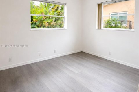 Villa ou maison à vendre à Tamarac, Floride: 2 chambres, 94.48 m2 № 2025503 - photo 10