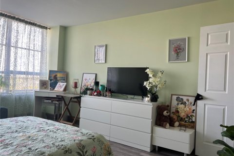 Apartment in Hollywood, Florida 2 bedrooms, 130.06 sq.m. № 2068218 - photo 19