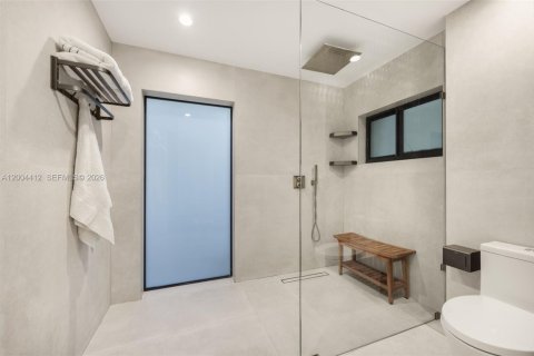 Купить виллу или дом в Майами, Флорида 3 спальни, 247.31м2, № 2068957 - фото 21