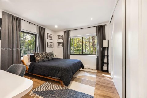 Купить виллу или дом в Майами, Флорида 3 спальни, 247.31м2, № 2068957 - фото 17