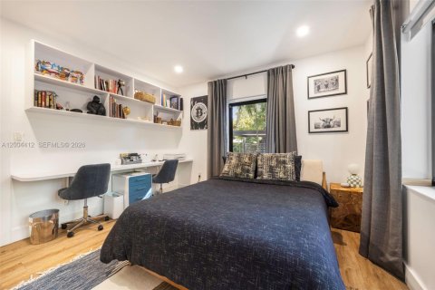 Купить виллу или дом в Майами, Флорида 3 спальни, 247.31м2, № 2068957 - фото 18