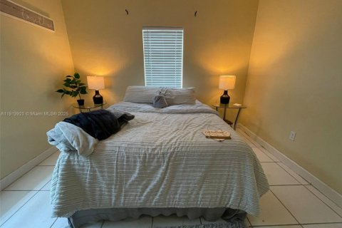 Снять в аренду виллу или дом в Майами, Флорида 1 спальня, 110.09м2, № 2015845 - фото 7