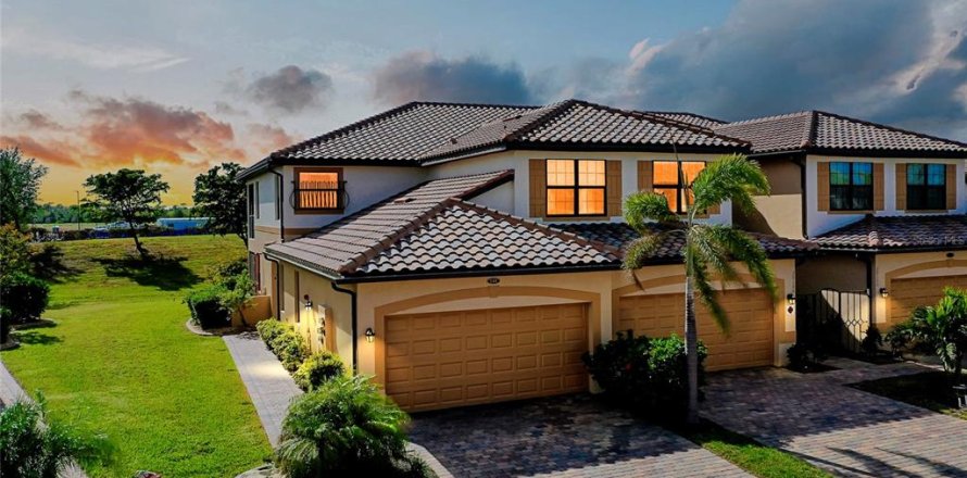 Condominio en Venice, Florida, 3 dormitorios № 1508209