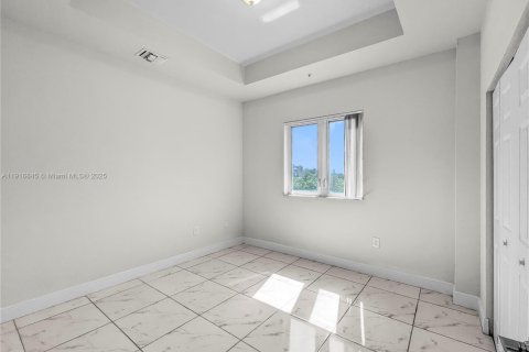 Condominio en alquiler en Miami, Florida, 2 dormitorios, 115.2 m2 № 2054201 - foto 22