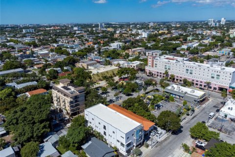 Condominio en alquiler en Miami, Florida, 2 dormitorios, 115.2 m2 № 2054201 - foto 27