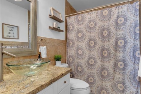 Townhouse in Miami, Florida 3 bedrooms, 103.12 sq.m. № 2032144 - photo 9