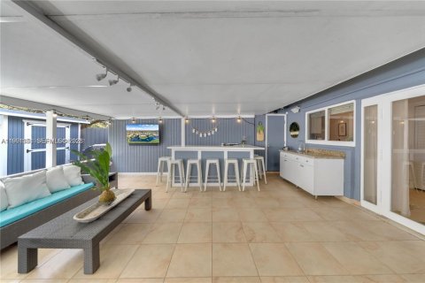 Townhouse in Miami, Florida 3 bedrooms, 103.12 sq.m. № 2032144 - photo 11