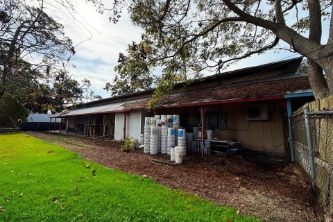 Commercial property in Port Richey, Florida 512.08 sq.m. № 2143738 - photo 11