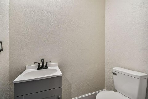 Villa ou maison à louer à Tampa, Floride: 5 chambres, 290.69 m2 № 2109465 - photo 8