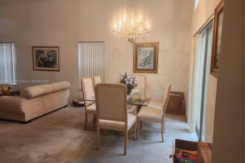 House in Boca Raton, Florida 3 bedrooms, 173.91 sq.m. № 1691239 - photo 12