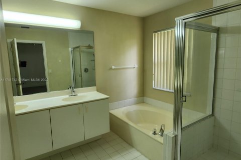 House in Boca Raton, Florida 3 bedrooms, 173.91 sq.m. № 1691239 - photo 21